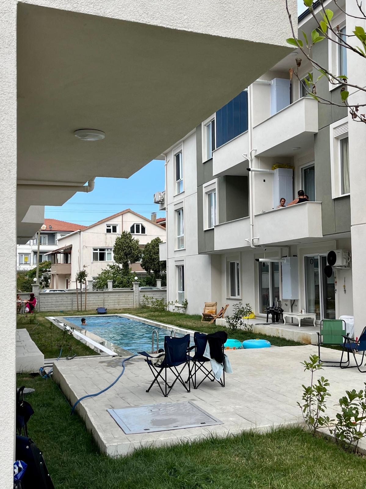 SAKARYA NEHRİNİN DİBİNDE SIFIR HAVUZLU SİTEDE YERDEN ISITMA FIRSAT 2+1 DATILIK DAİRE — Satılık Daire, Karasu